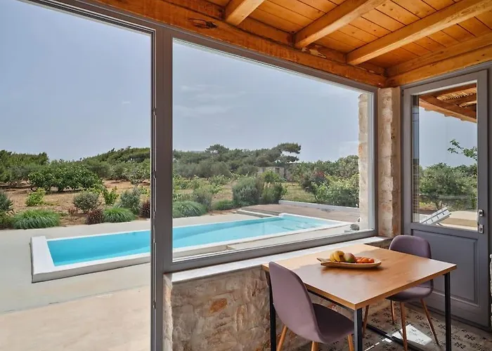 Сasa de vacaciones Vine House